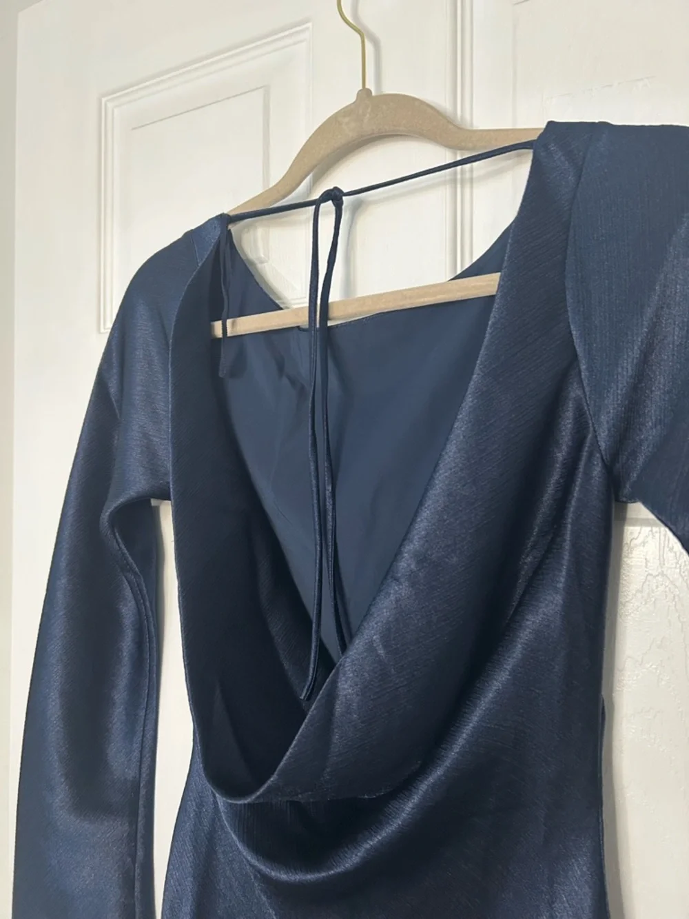 Abercrombie & Fitch Long-Sleeve Cowl Back Maxi Dress